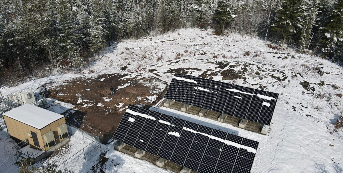 Meander Lake solar hybrid power system